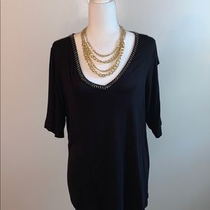 Vneck open shoulder top